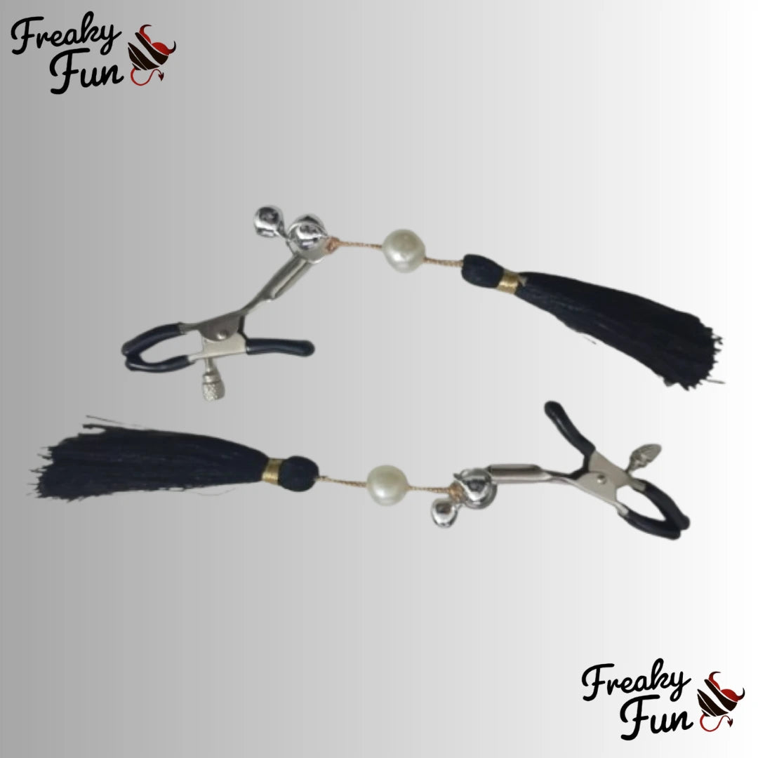 Nipple clamps for women with pearls